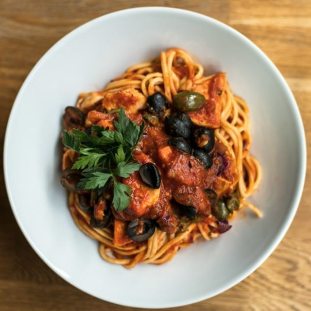 Pasta Puttanesca.