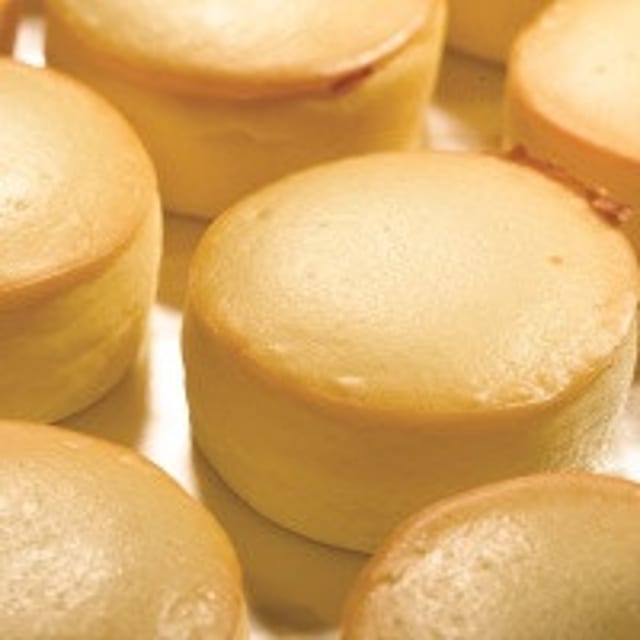Gluten Free Mini Cheesecake.