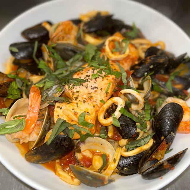 Zuppa Di Pesce.